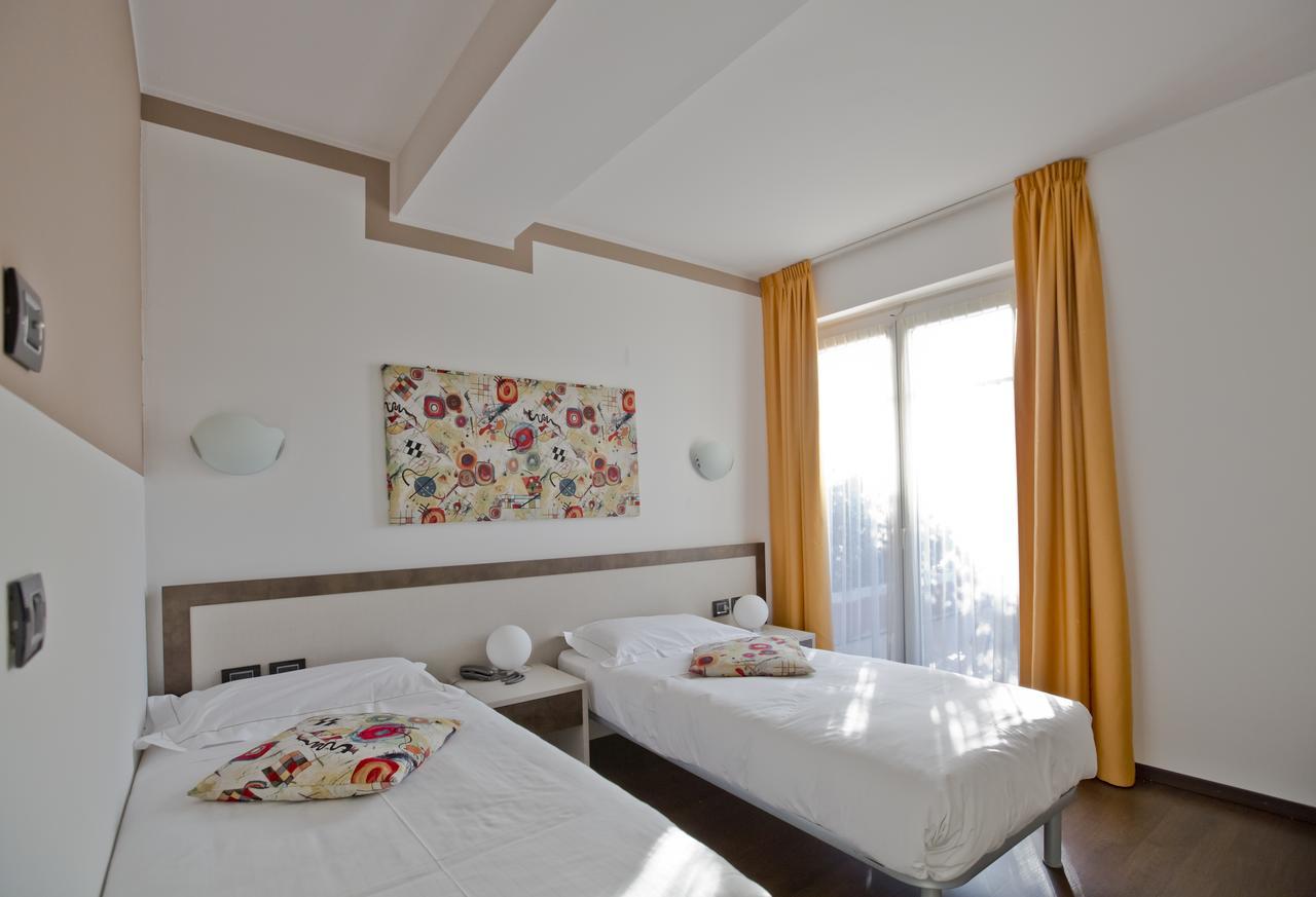 Hotel Lago Di Como Колико Екстериор снимка