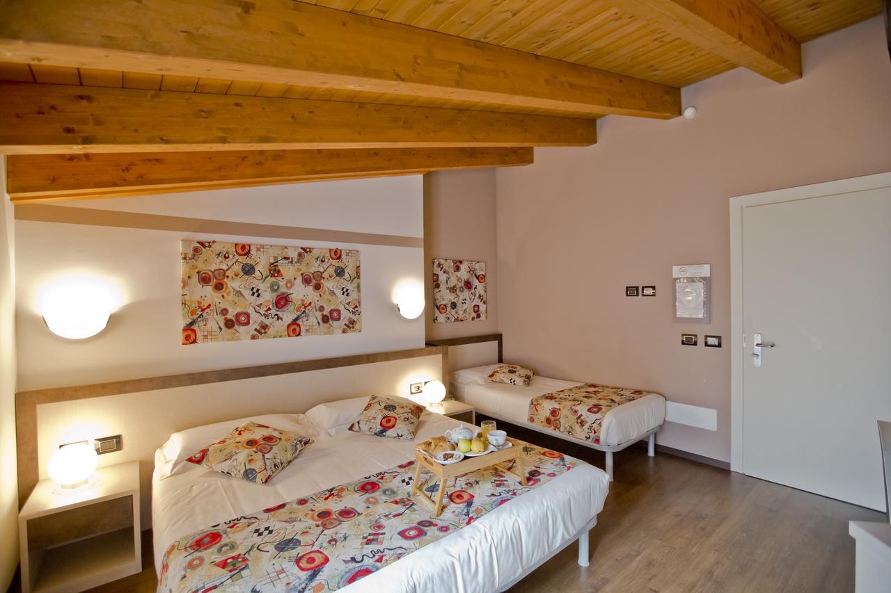 Hotel Lago Di Como Колико Екстериор снимка