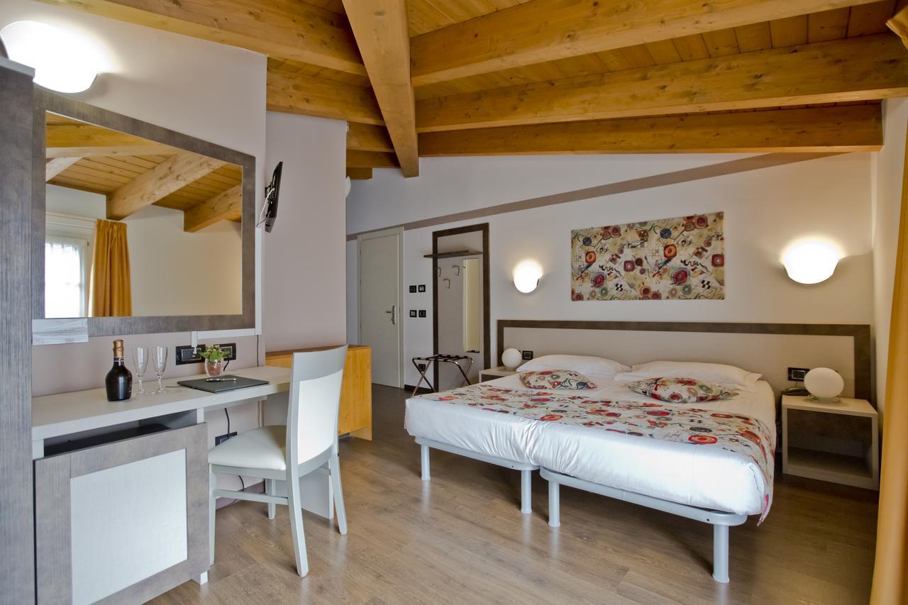 Hotel Lago Di Como Колико Екстериор снимка